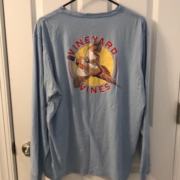 Vineyard Vines Longsleeve - Picture 2 of 4
